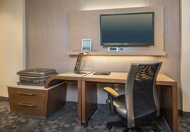 Courtyard By Marriott Toledo North Hotell Exteriör bild
